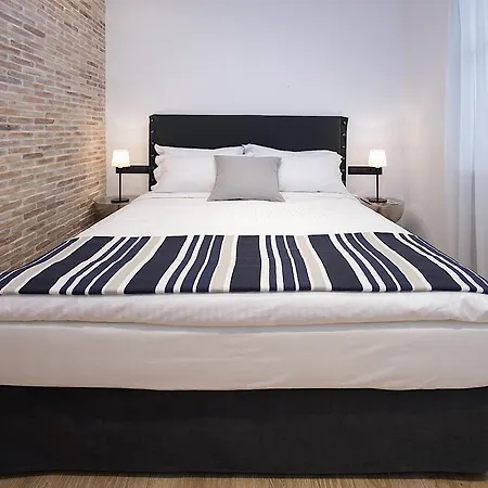 Apartment Pinia Luxury Apts Myrina & Nefeli Corfu (city)